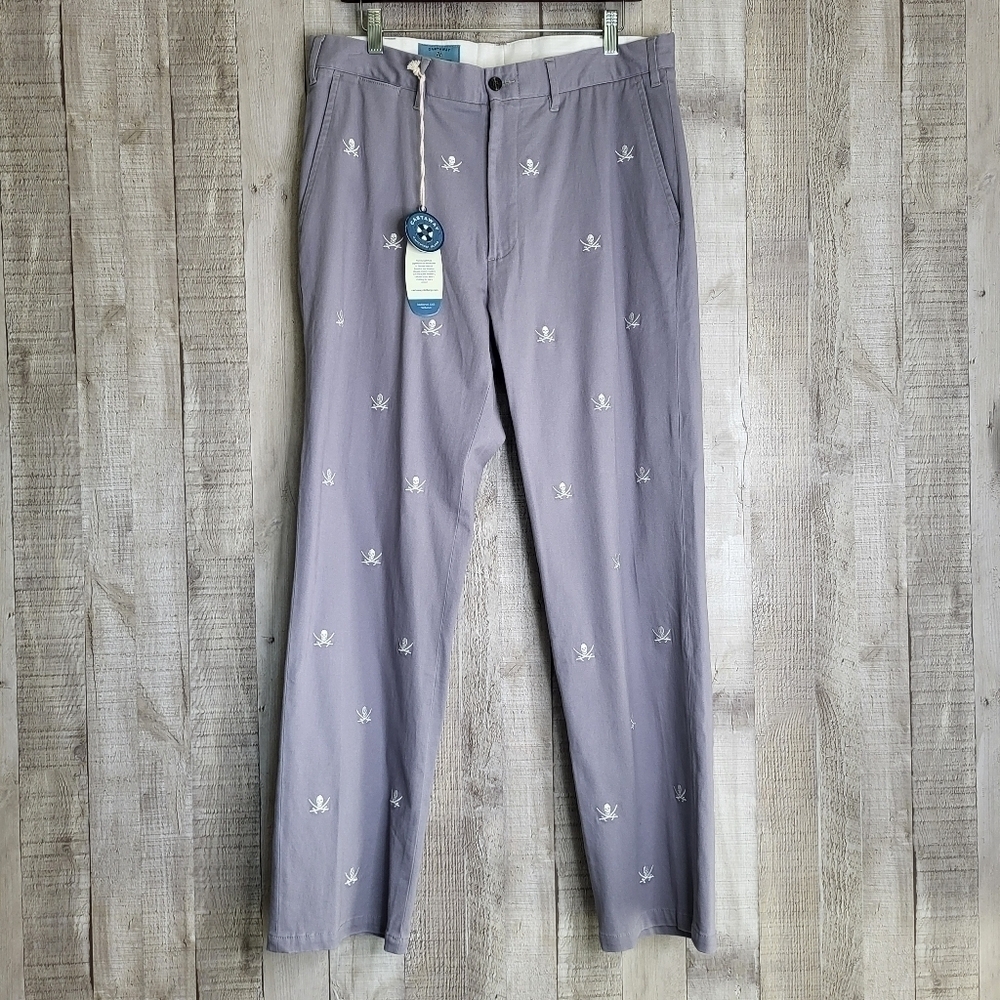 Castaway Nantucket Island Pirate Skull Pants. 34"×29" Grey and White